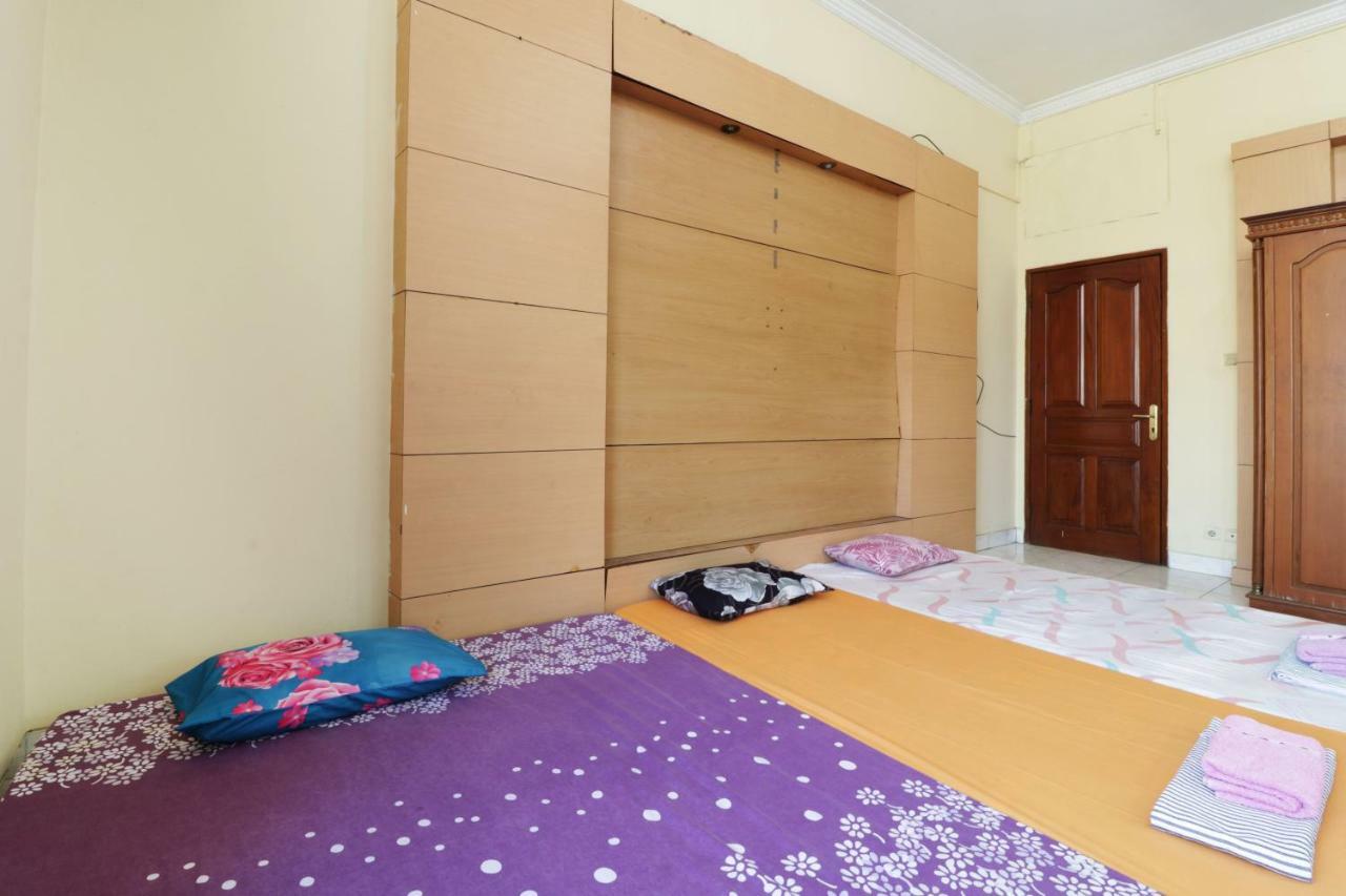 Auberge de jeunesse Backpack Syariah Cempaka Putih Barat à Jakarta Extérieur photo