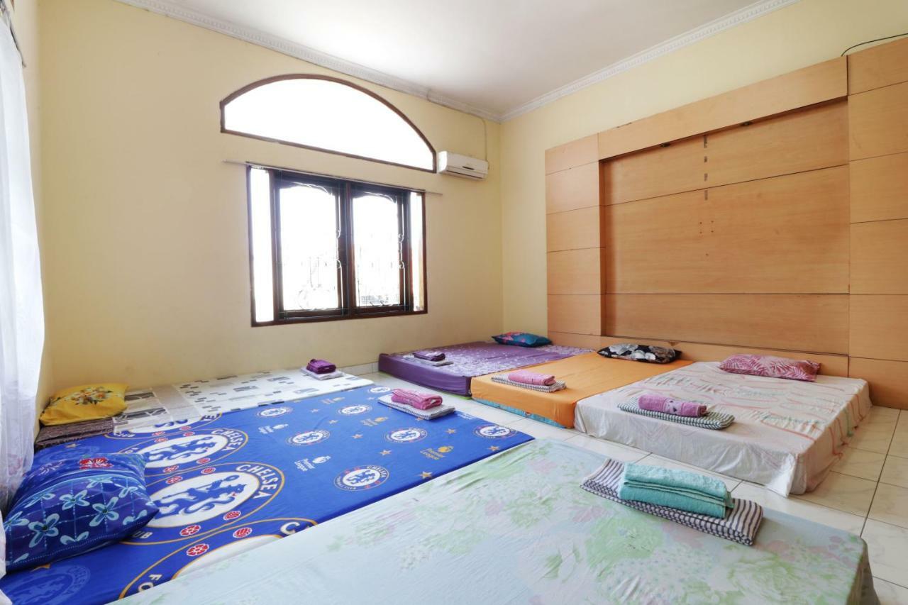 Auberge de jeunesse Backpack Syariah Cempaka Putih Barat à Jakarta Extérieur photo