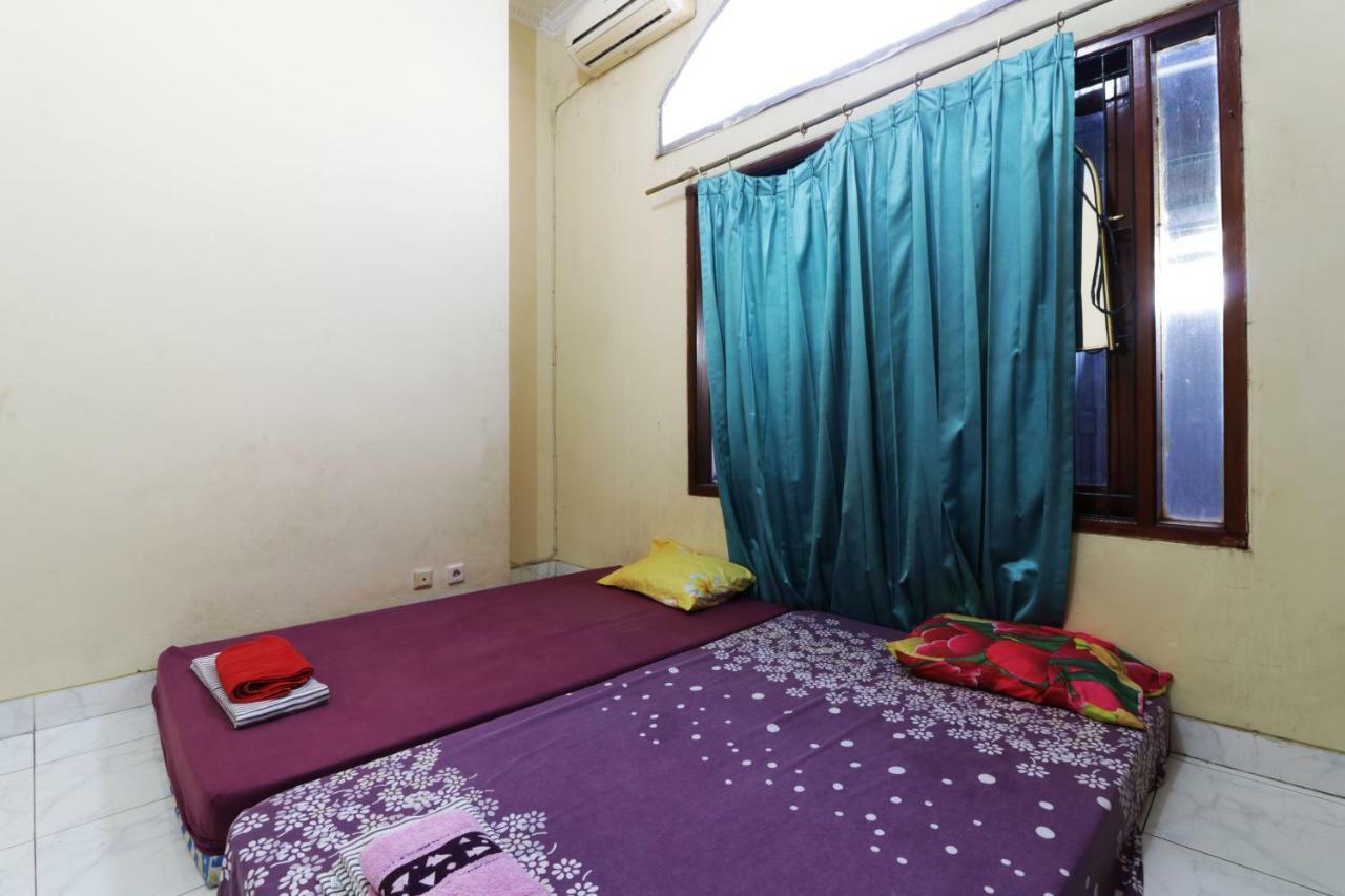 Auberge de jeunesse Backpack Syariah Cempaka Putih Barat à Jakarta Extérieur photo